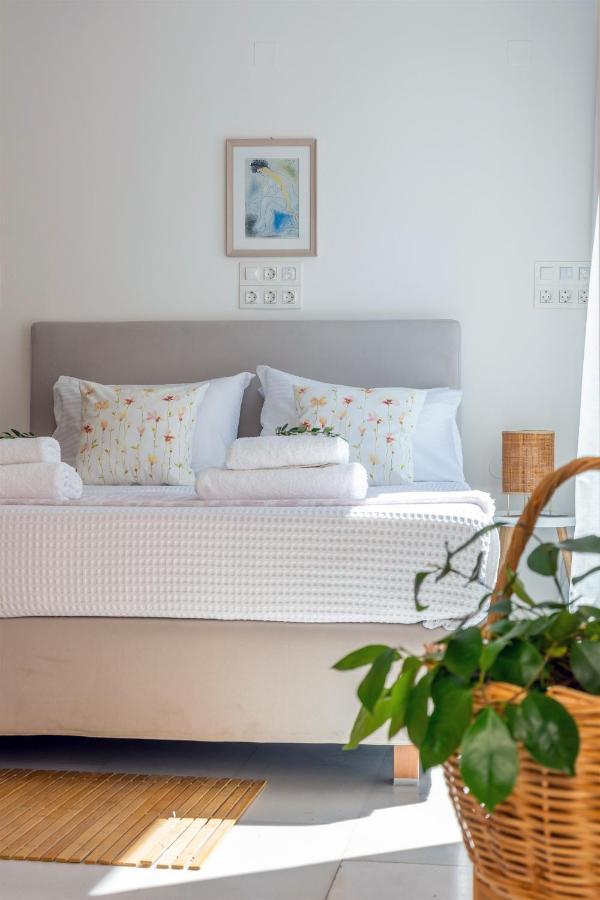 Theseus Zen Luxury Suite - Natural Living Heraklion Exteriör bild